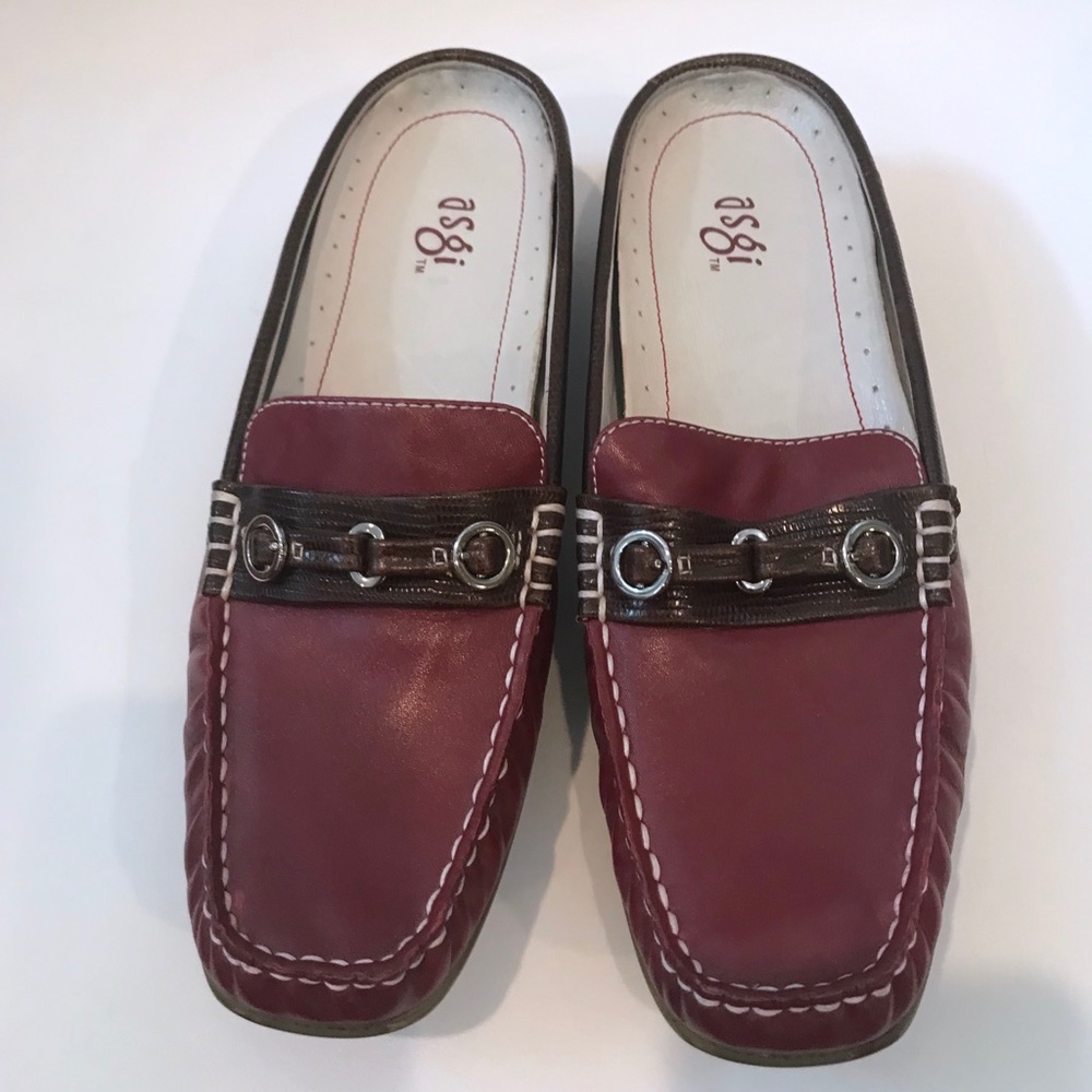 asgi Red Leather Mules Sz 7 NEW